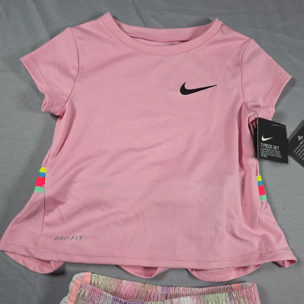 Nike Dri-Fit Little Girl's  2-Piece Graphic Tee & Short Set 3T